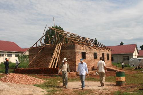 2011-uganda-bouw-07